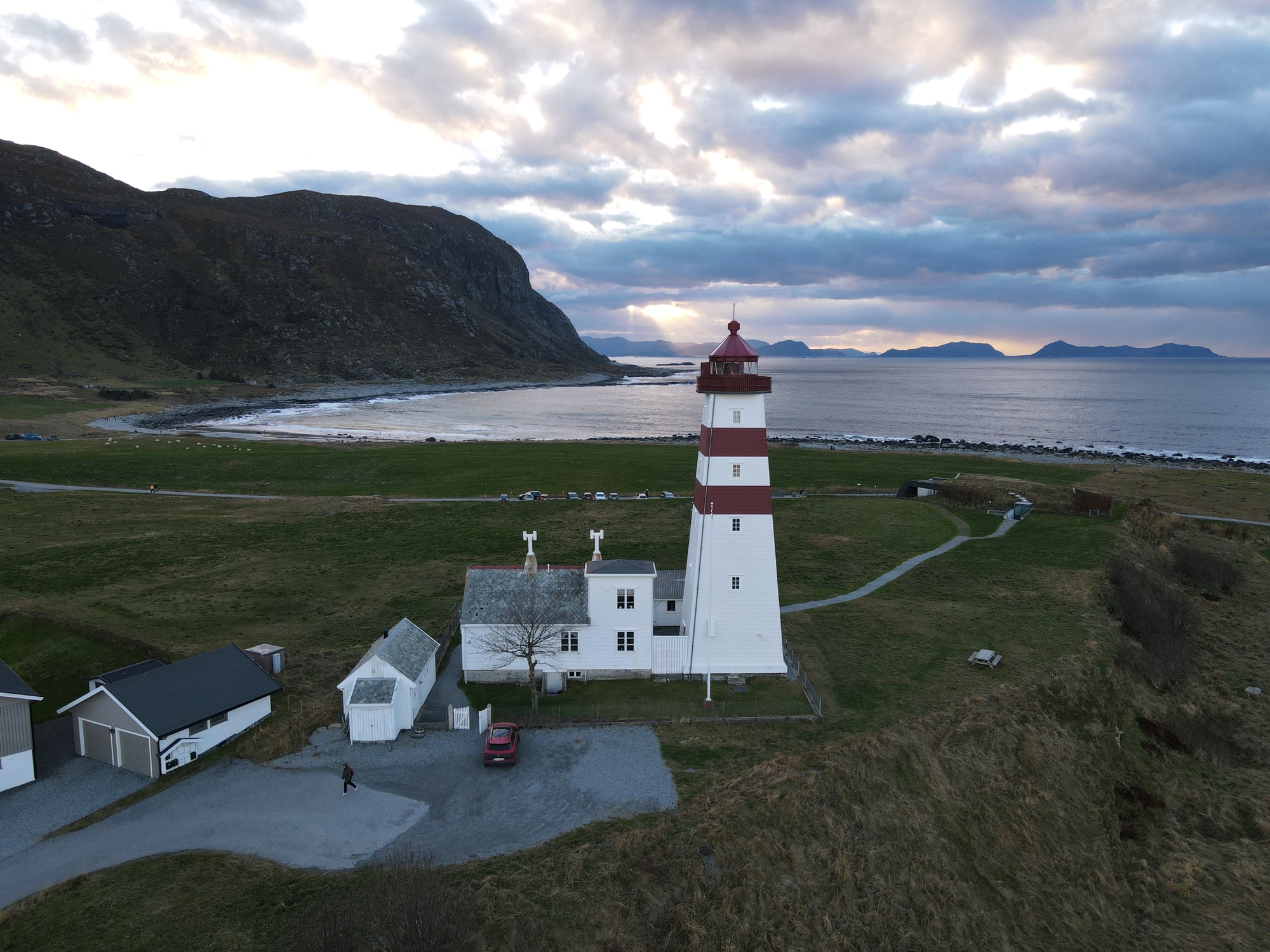 Alnes fyr